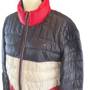 Tommy Hilfiger Packable Puffer Jacket – Navy / White / Red – Size M